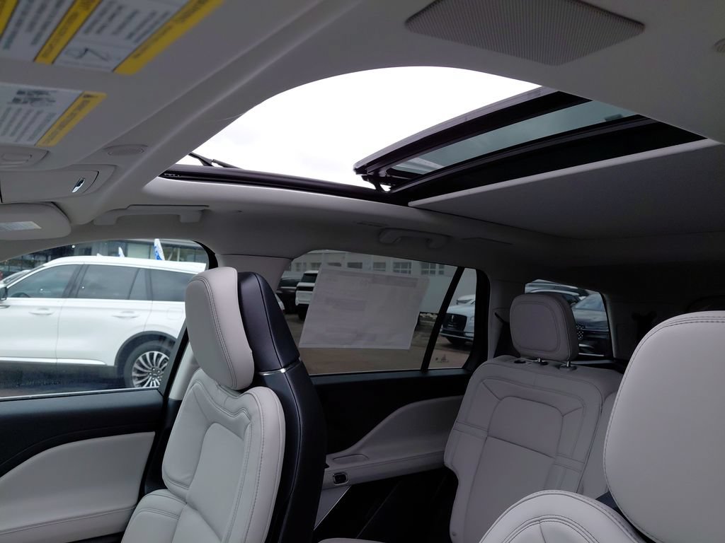 New 2026 Lincoln Aviator Reserve w/ Luxury Package AWD/4WD image 33