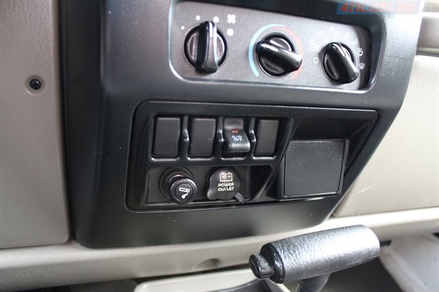 Used 2006 Jeep Wrangler Sport w/ 30" Tire & Wheel Group AWD/4WD image 13