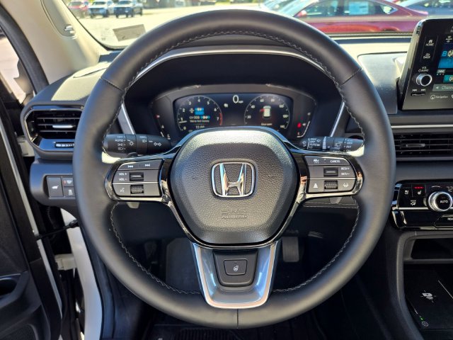 Used 2025 Honda Pilot Elite image 31