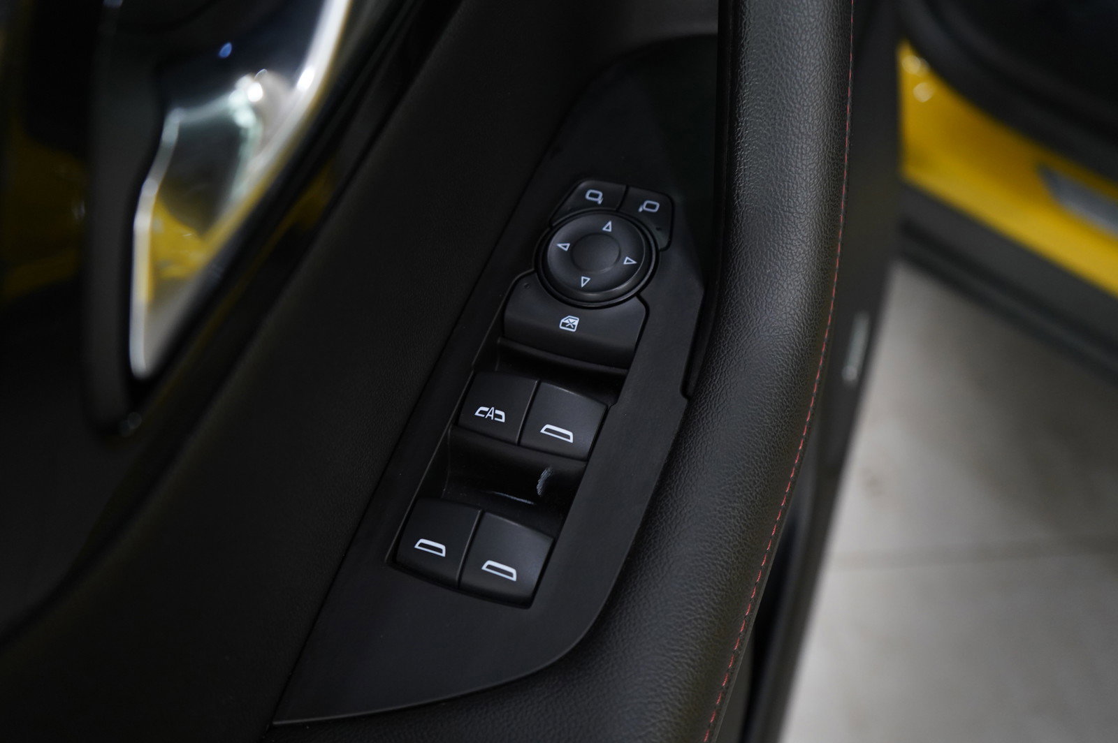 Used 2022 Chevrolet Blazer RS w/ Enhanced Convenience Package image 20