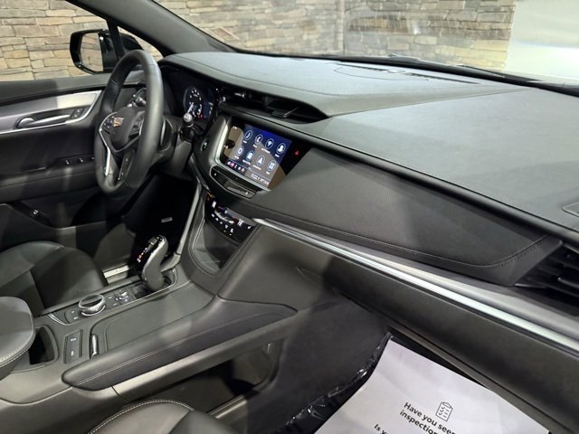 Used 2024 Cadillac XT5 Luxury w/ LPO, Floor Liner Package image 30