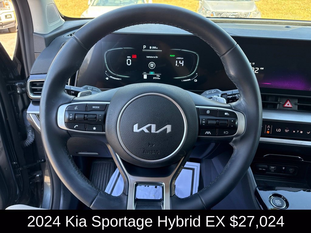 Used 2024 Kia Sportage EX AWD/4WD image 21
