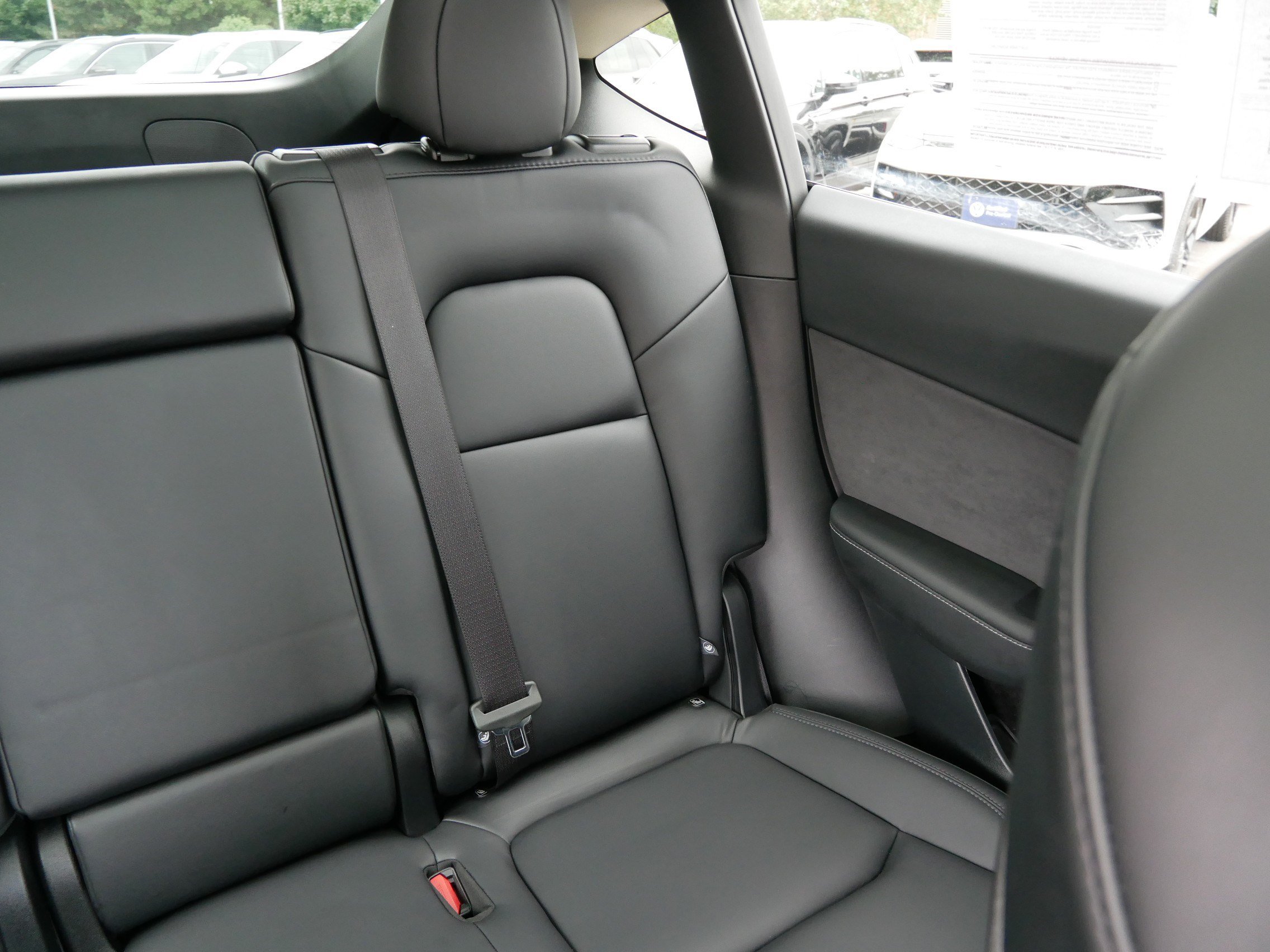 Used 2025 Tesla Model Y Long Range AWD/4WD image 14