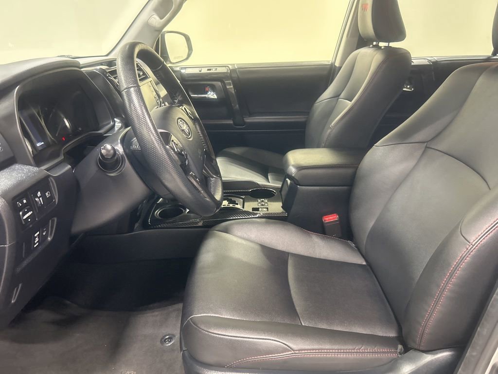 Used 2024 Toyota 4Runner TRD Off-Road Premium image 10