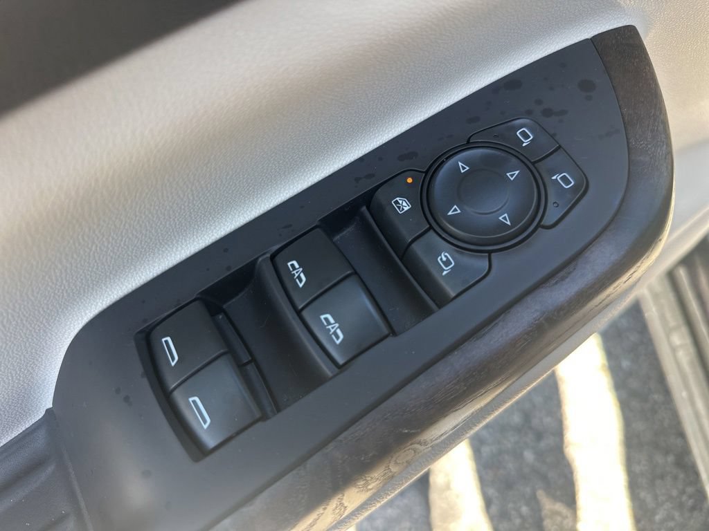 Used 2022 GMC Acadia Denali FWD image 15