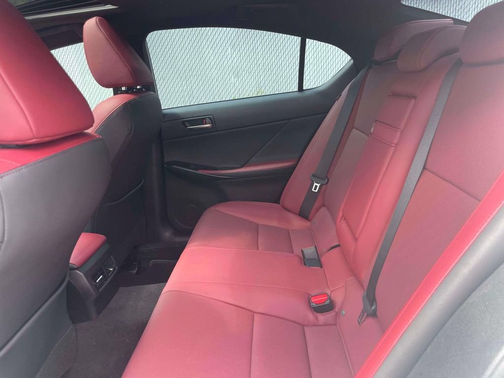Used 2025 Lexus IS 350 F Sport RWD image 11