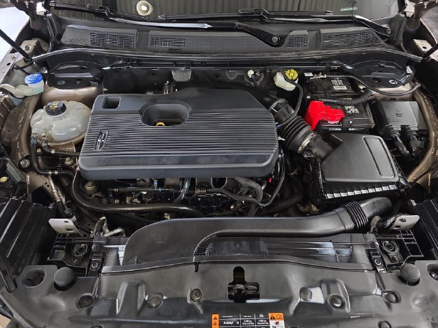 Used 2020 Lincoln Corsair AWD w/ Premium Package image 30