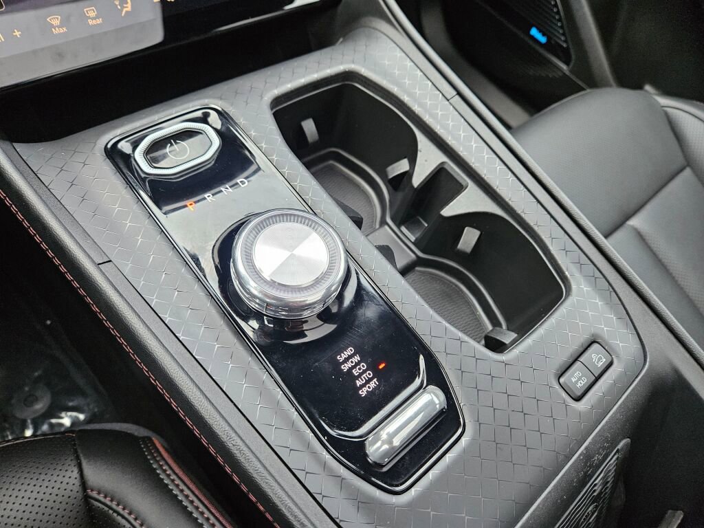 Used 2024 Jeep Wagoneer Launch Edition image 25