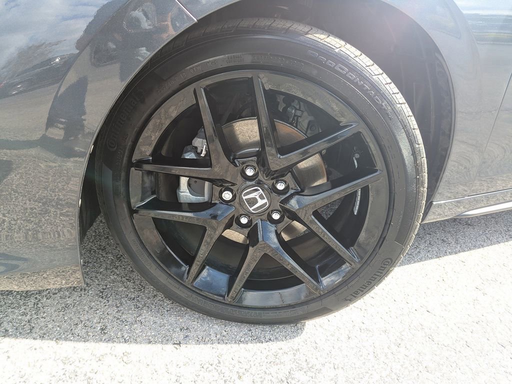 Used 2025 Honda Civic Sport image 32