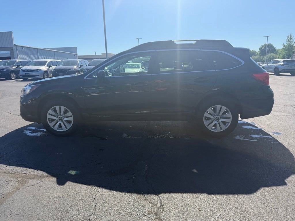 Used 2019 Subaru Outback 2.5i Premium AWD/4WD image 10