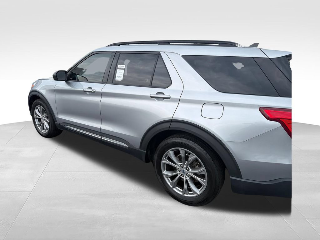 Used 2022 Ford Explorer XLT w/ Equipment Group 202A RWD video 3