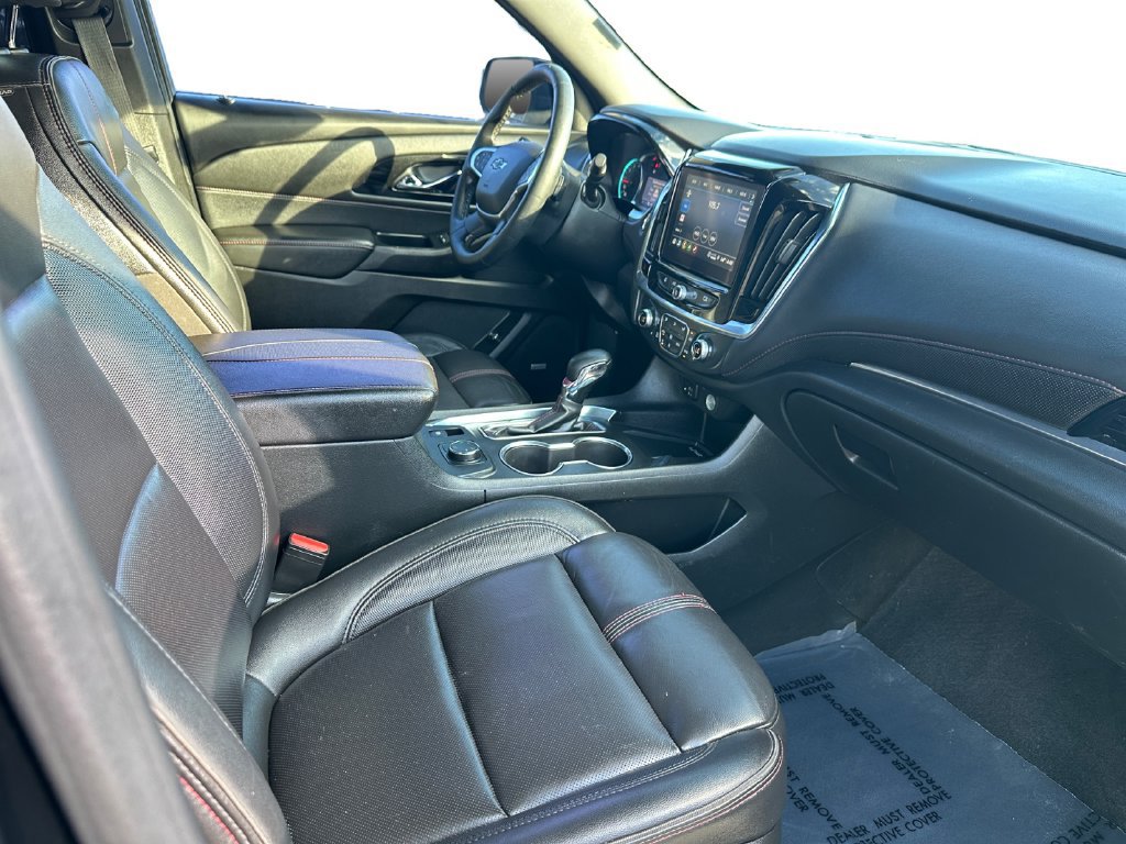 Used 2023 Chevrolet Traverse RS AWD/4WD image 16