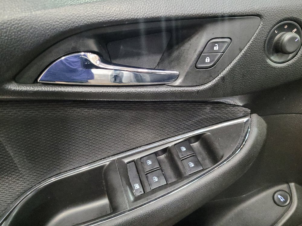 Used 2018 Chevrolet Cruze LS FWD image 27