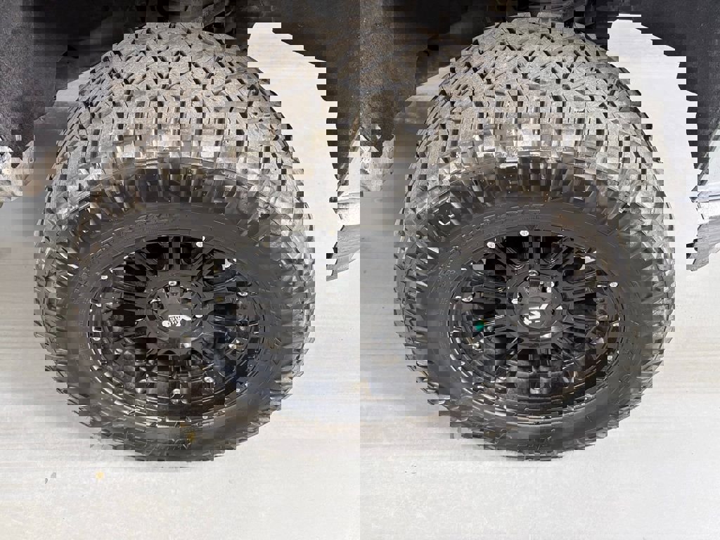 Used 2017 Chevrolet Silverado 1500 LTZ image 22