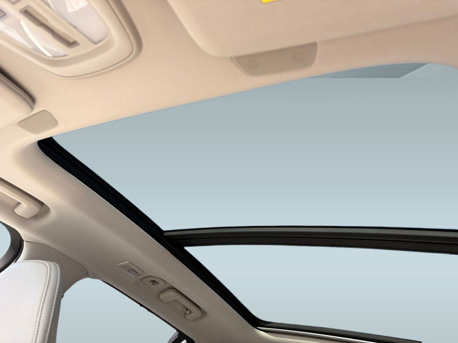 New 2026 Volvo XC90 B6 Ultra image 15