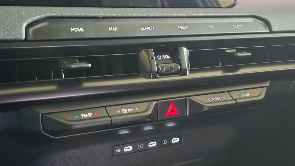 New 2027 Kia Telluride SX X-Pro AWD/4WD image 32