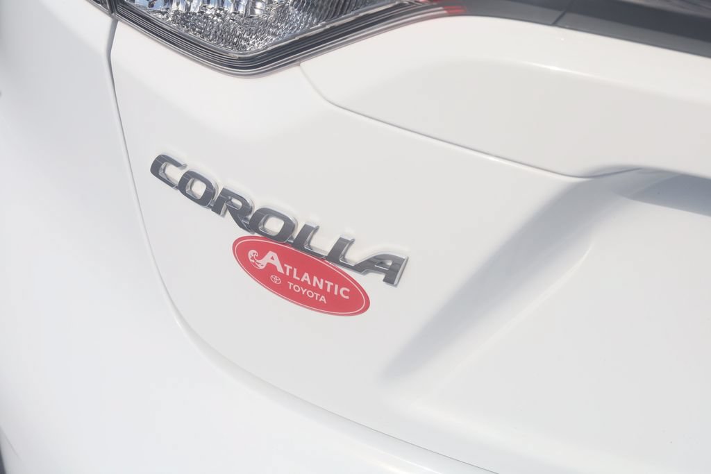 Used 2024 Toyota Corolla LE FWD image 19
