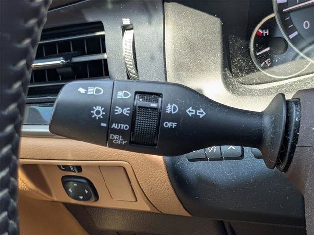 Used 2016 Lexus ES 350 w/ Accessory Package 2 FWD image 6
