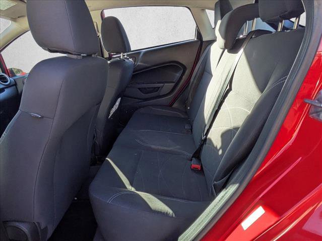 Used 2014 Ford Fiesta SE image 12