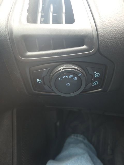 Used 2013 Ford Focus SE image 17