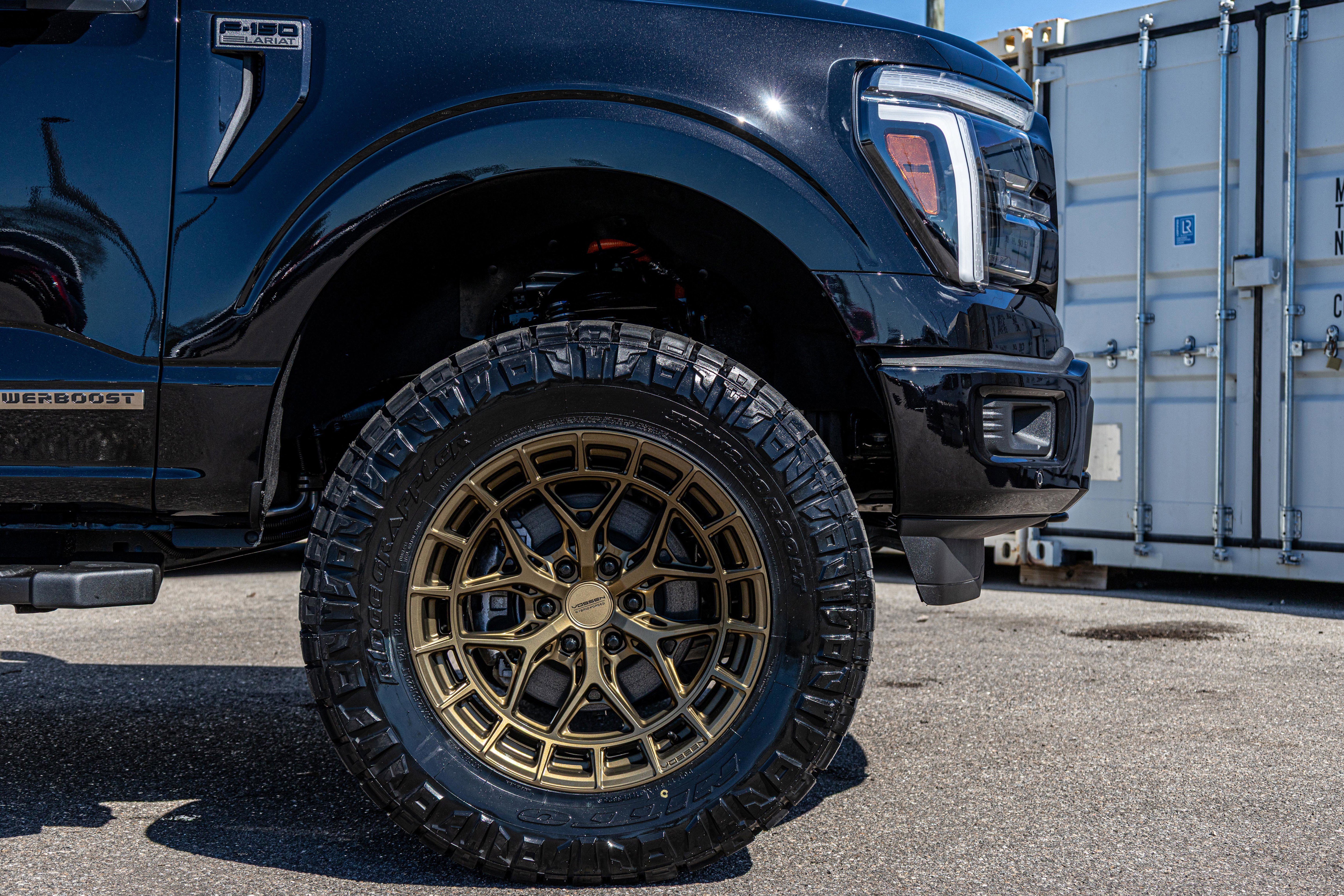 New 2025 Ford F150 Lariat w/ Equipment Group 502A High image 12