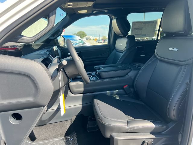 New 2027 Ford Expedition Platinum w/ Stealth Performance Package AWD/4WD image 18