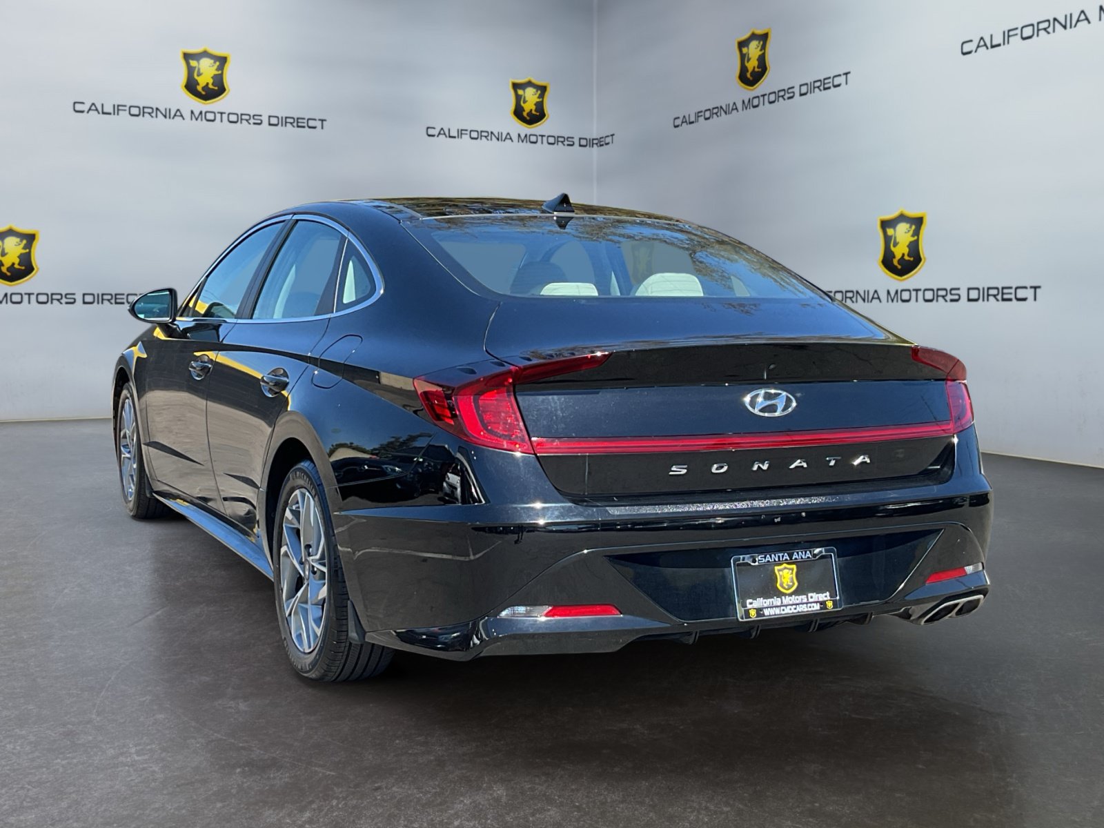 Used 2023 Hyundai Sonata SEL w/ Convenience Package FWD image 7