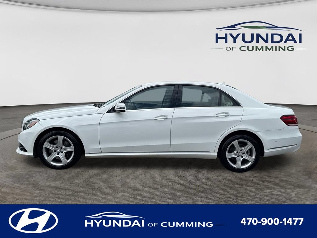 Used 2016 Mercedes-Benz E 350 4MATIC Sedan image 4