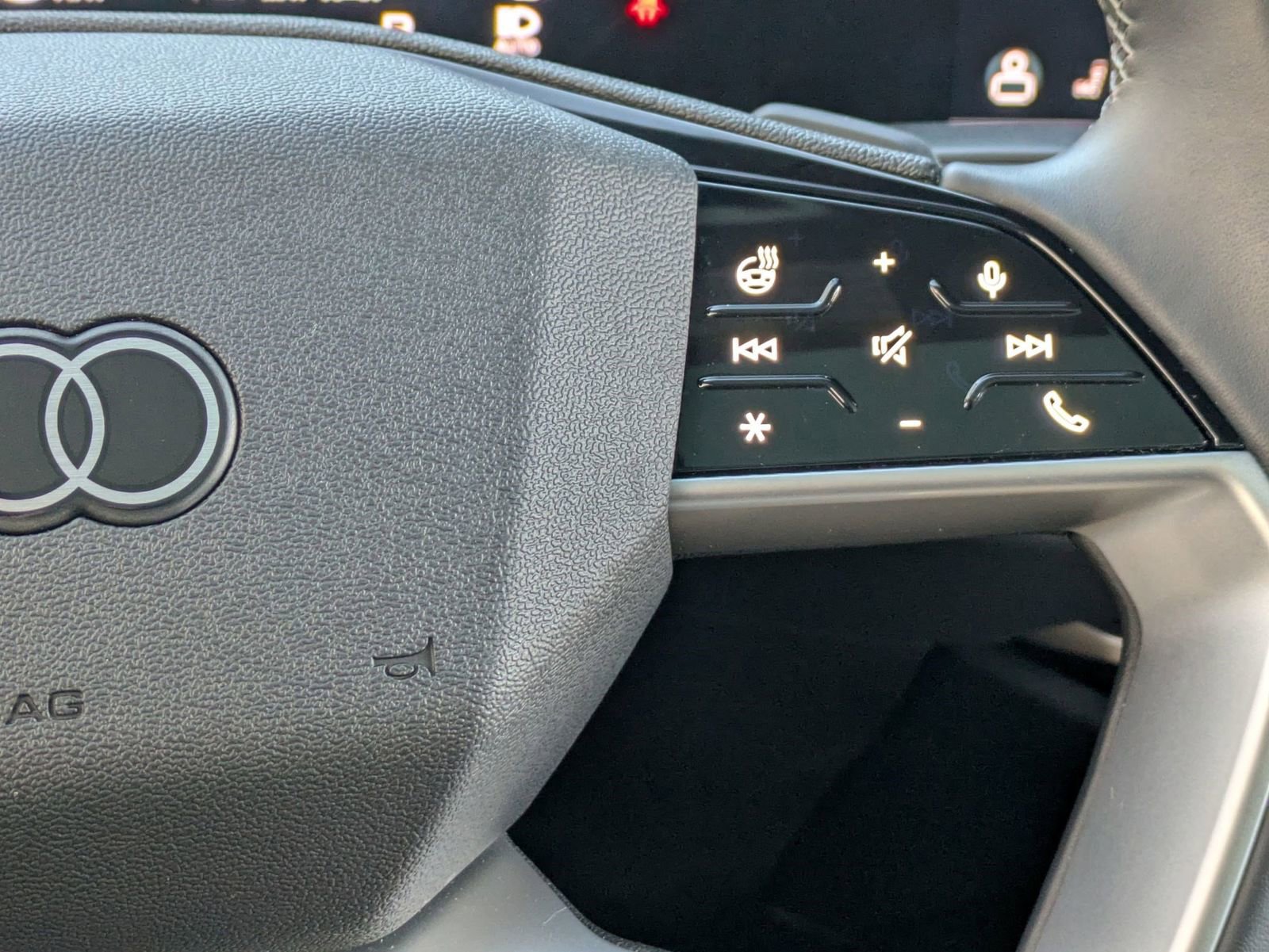 Used 2025 Audi A5 2.0T Premium w/ Convenience Package image 11