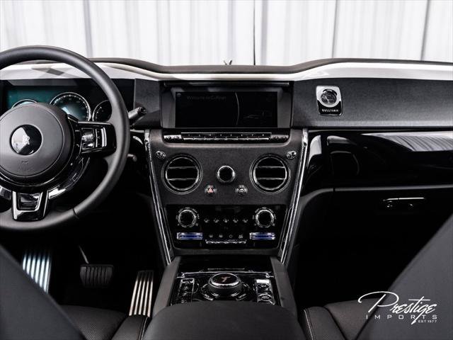 Used 2023 Rolls-Royce Cullinan AWD/4WD image 30