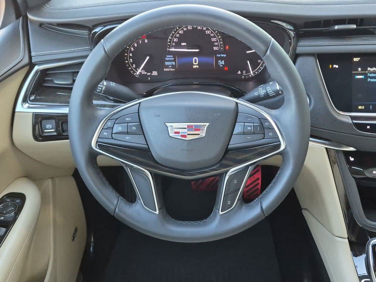 Used 2018 Cadillac XT5 AWD image 22