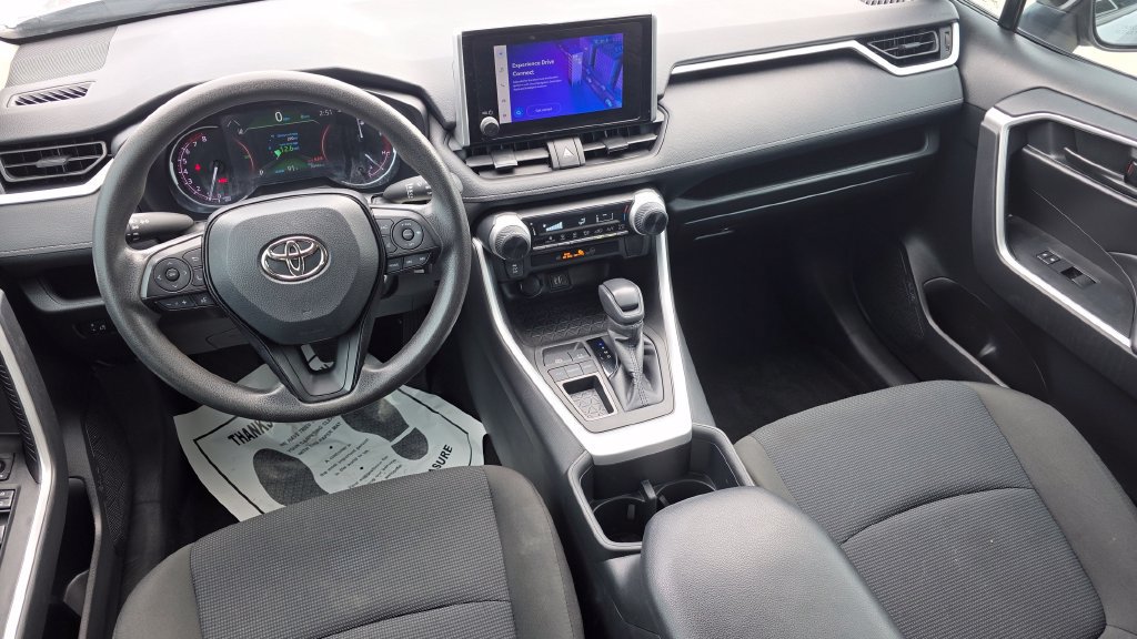 Used 2023 Toyota RAV4 LE FWD image 24