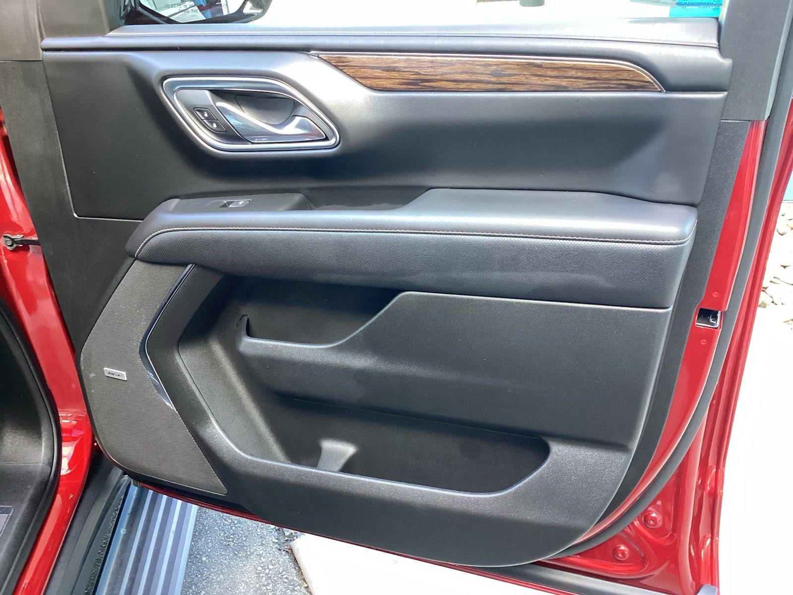 Used 2023 Chevrolet Tahoe Premier image 25