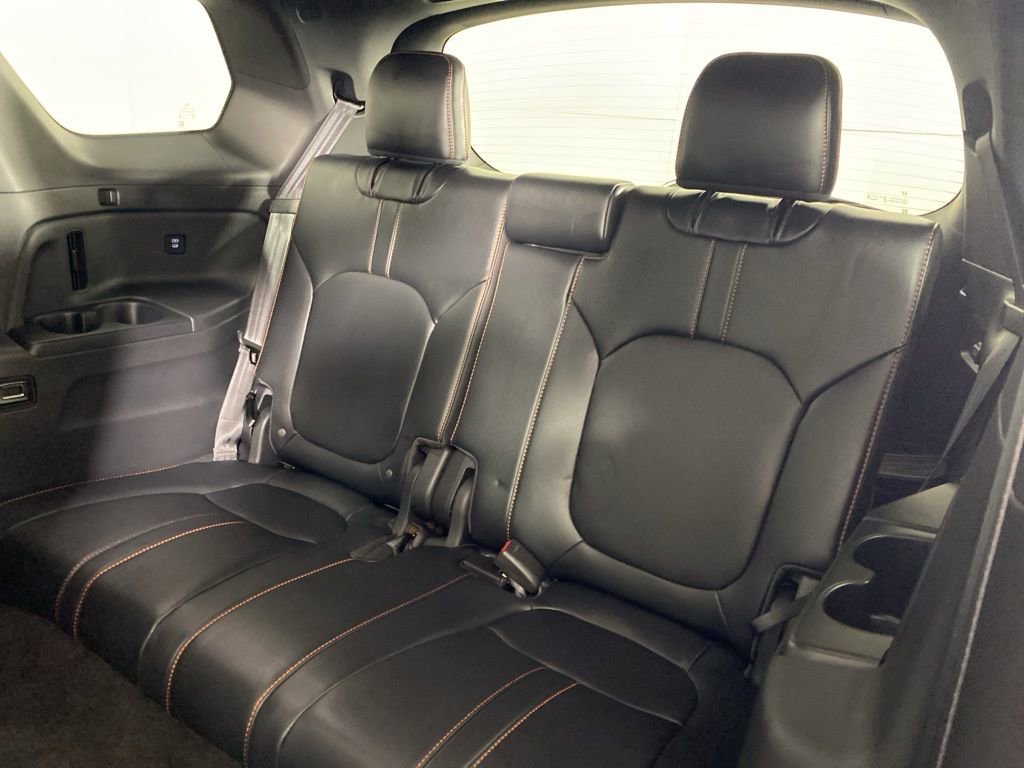 Used 2024 Honda Pilot TrailSport image 14