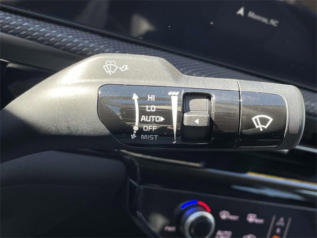 New 2025 Kia EV6 Wind image 31