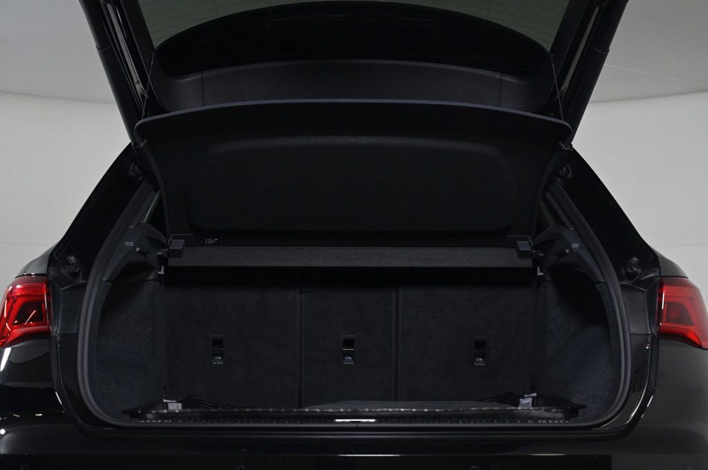 Used 2023 Audi Q3 2.0T Premium Plus w/ Premium Plus Package image 21