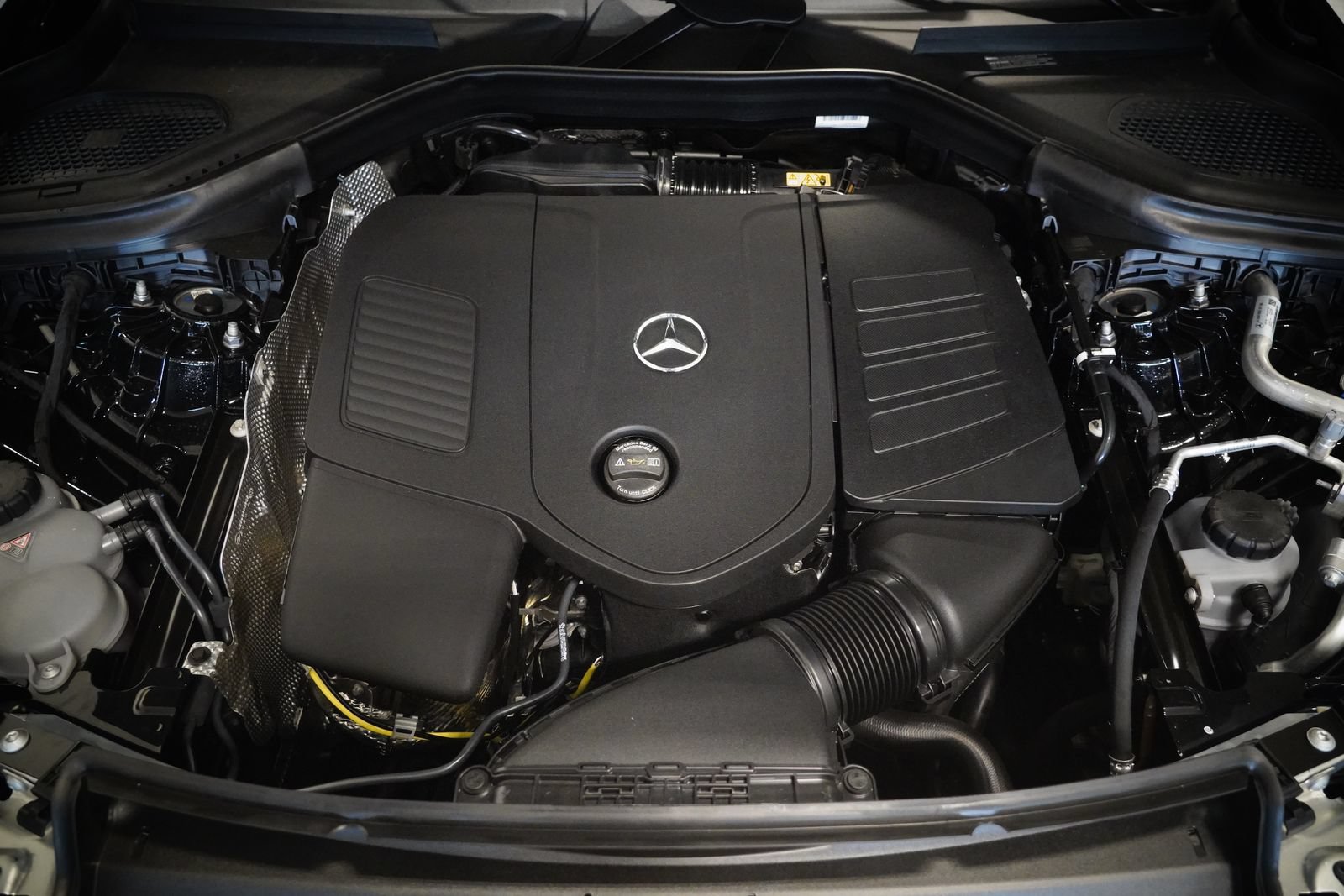 New 2026 Mercedes-Benz GLC 300 4MATIC image 31