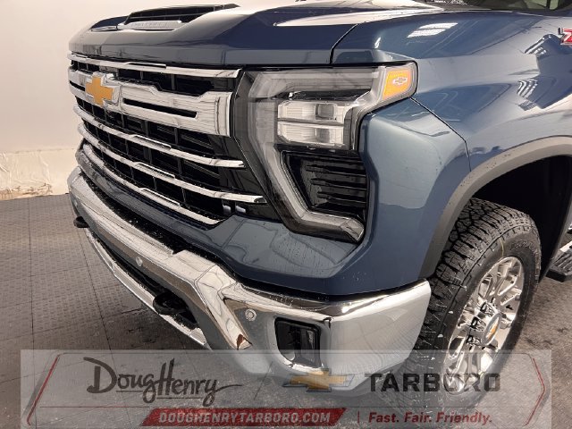 New 2026 Chevrolet Silverado 2500 LTZ w/ LTZ Plus Package AWD/4WD image 12