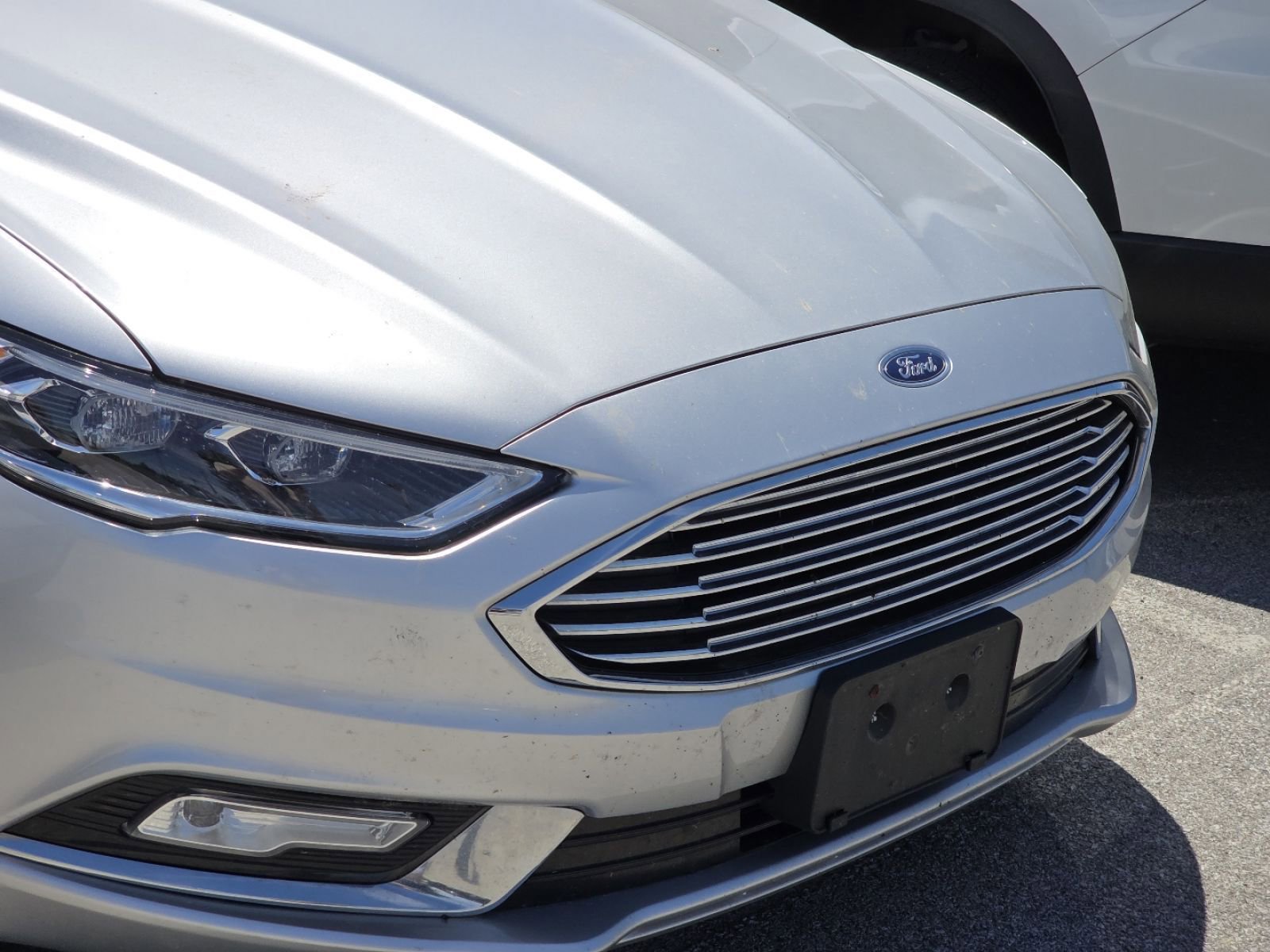 Used 2017 Ford Fusion Energi Titanium FWD image 5