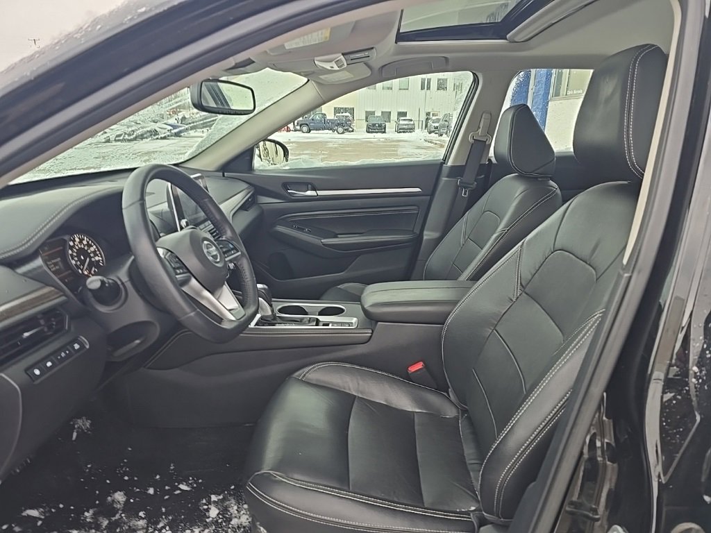 Used 2019 Nissan Altima 2.5 Platinum image 5