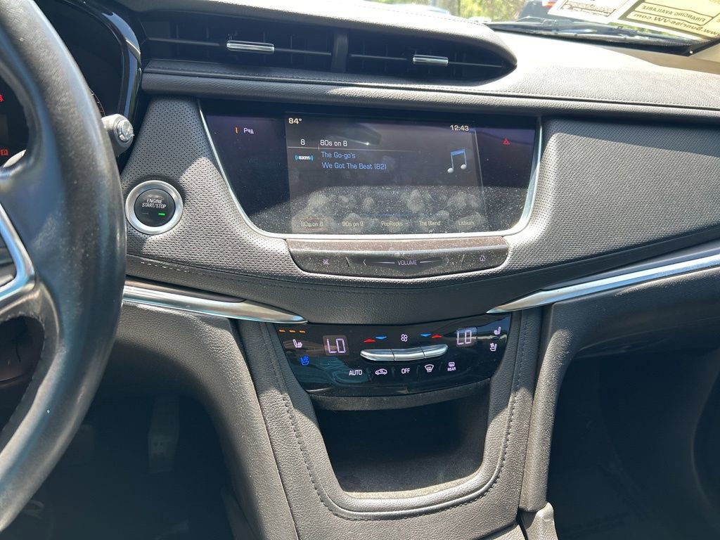 Used 2019 Cadillac XT5 Premium Luxury FWD image 32