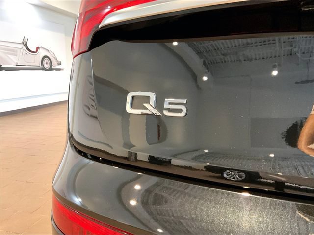 Used 2023 Audi Q5 Premium w/ Convenience Package AWD/4WD image 33
