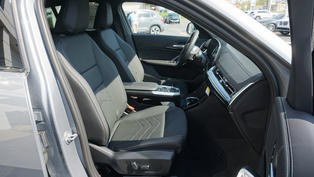 Used 2026 BMW X2 xDrive28i w/ Convenience Package AWD/4WD image 10