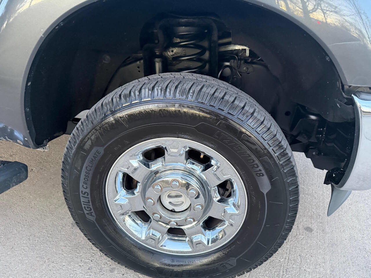 Used 2015 Ford F250 XLT w/ XLT Premium Package image 32
