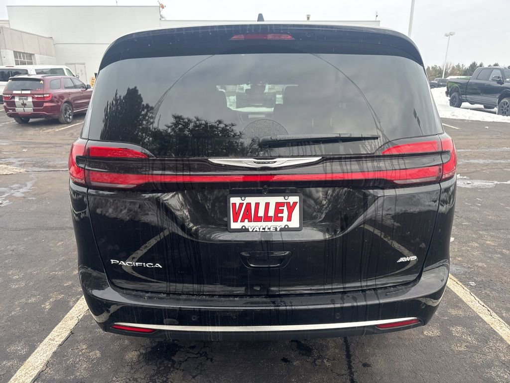 New 2026 Chrysler Pacifica Pinnacle image 12