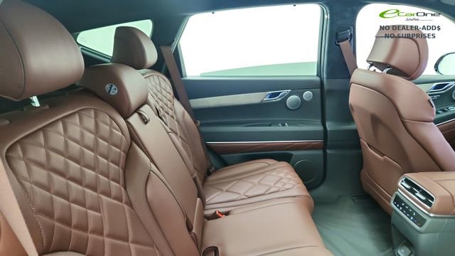 Used 2025 Genesis GV80 3.5T Prestige image 26