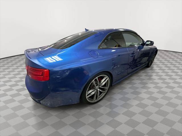 Used 2015 Audi RS 5 Coupe w/ Black Optic Plus Package AWD/4WD image 4