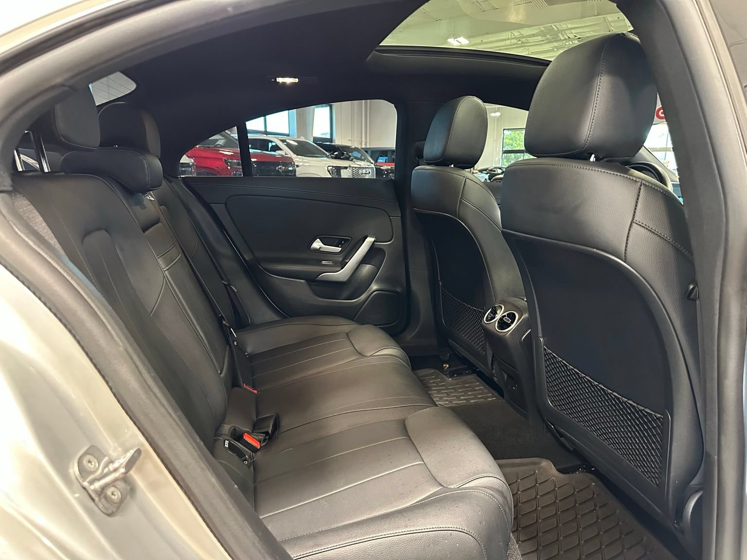 Used 2023 Mercedes-Benz CLA 250 4MATIC image 37