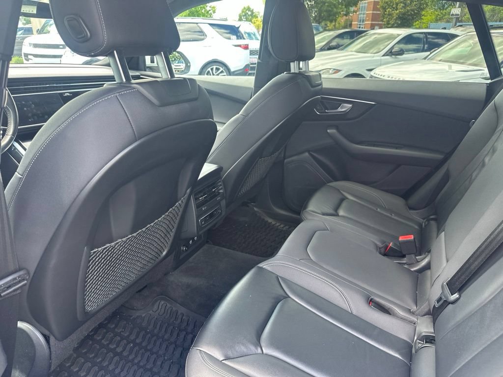 Used 2019 Audi Q8 Premium w/ Convenience Package AWD/4WD image 11
