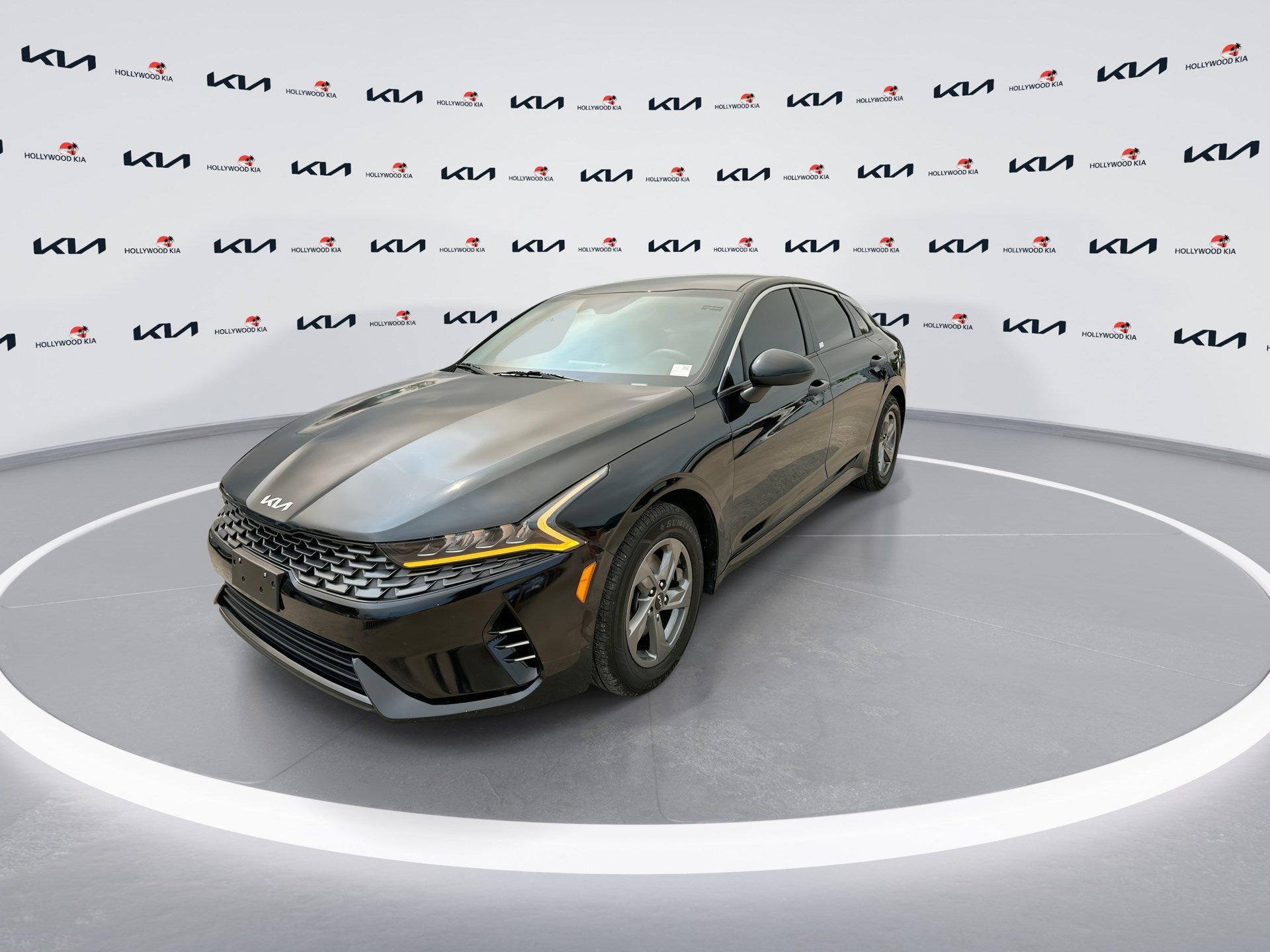 Used 2022 Kia K5 LXS FWD image 4